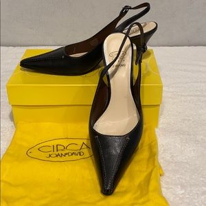 Joan & David black sling back heel